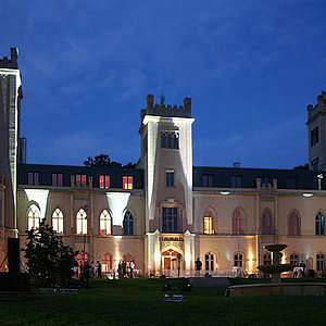 Keppschloss in Dresden-Hosterwitz bei Nacht
