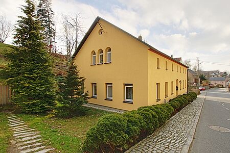 Mehrfamilienhaus in Orange