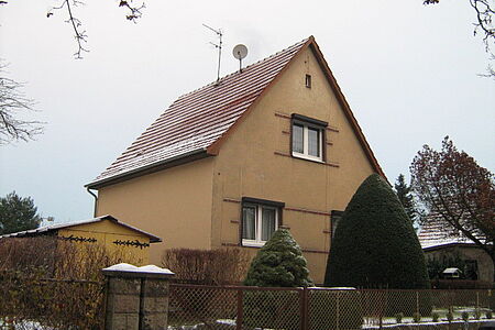 Haus mit brauner SPS Spezialputzfassade