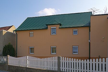 Mehrfamilienhaus in Orange