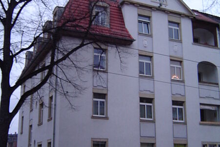 Mehrfamilienhaus mit zehn Wohneinheiten