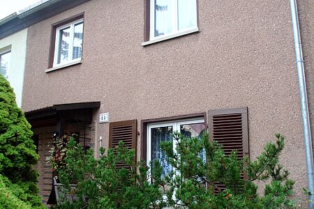 Braun verklinkertes Reihenhaus