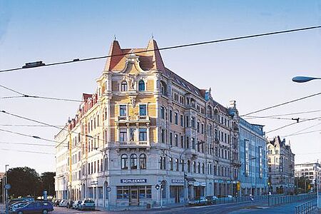 Dresdner Wohn- und Geschäftshaus nach der Komplettsanierung