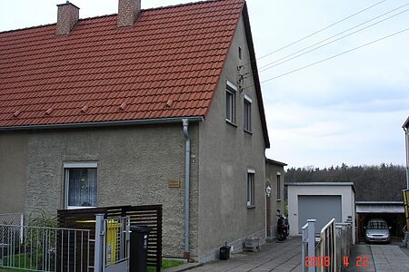 Einfamilienhaus mit alter Fassade
